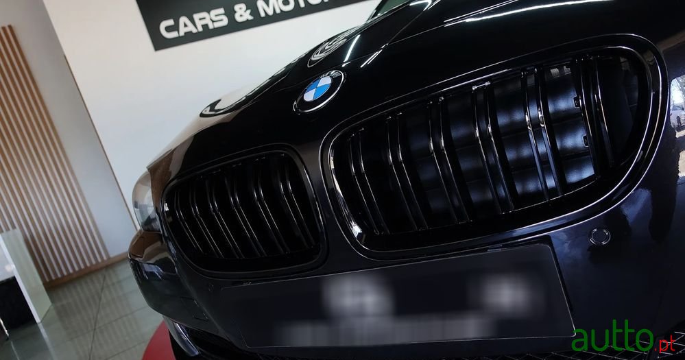 2012' BMW Série 5 D Pack M photo #6