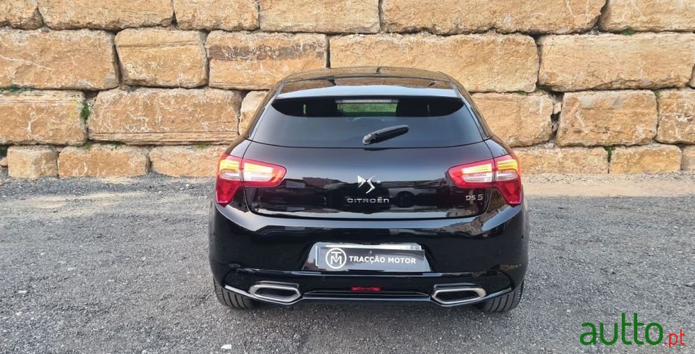 2016' DS Automobiles Ds5 photo #6