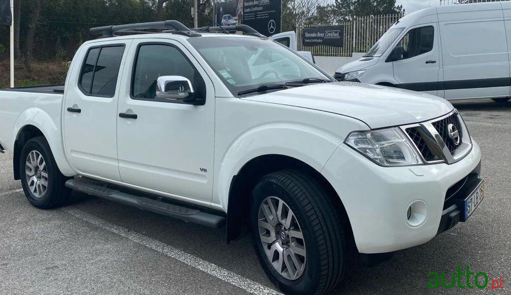 2010' Nissan Navara 3000 V6 photo #4