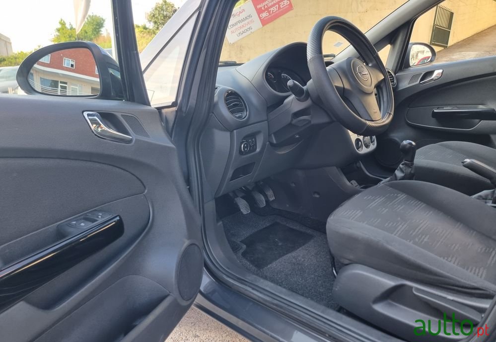 2014' Opel Corsa 1.3 Cdti Dynamic photo #5