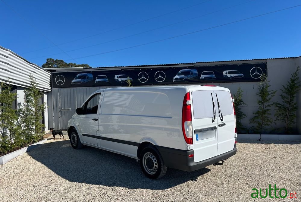 2011' Mercedes-Benz Vito photo #6