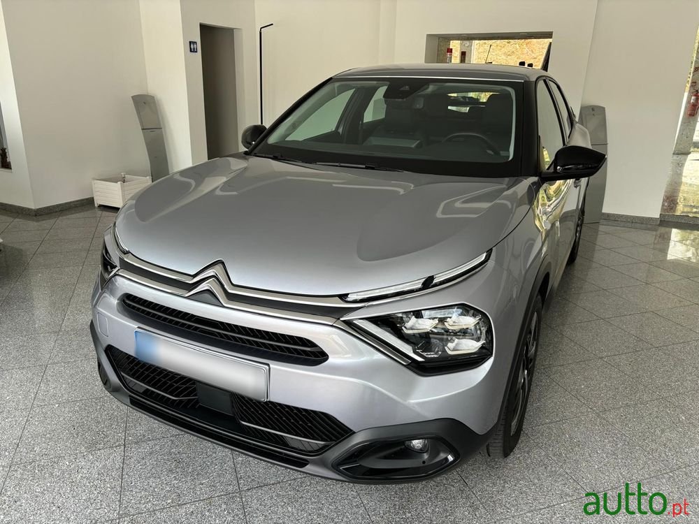 2023' Citroen C4 photo #3