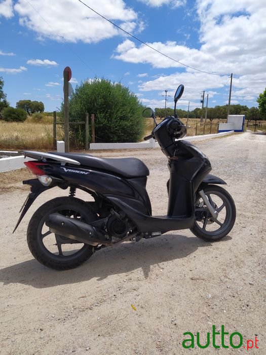 2012' Hongda Vision 110 photo #1