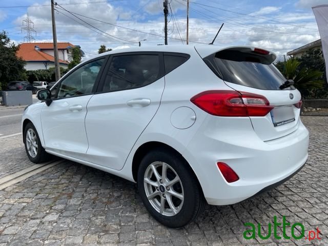 2018' Ford Fiesta photo #4