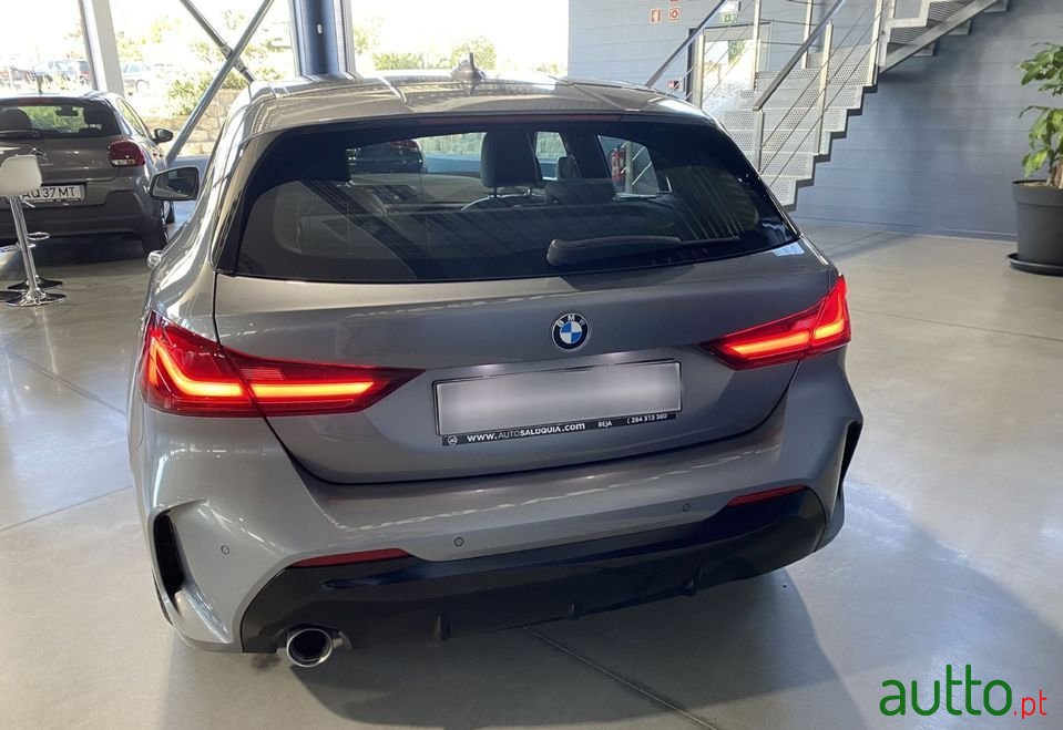 2022' BMW 116 photo #3