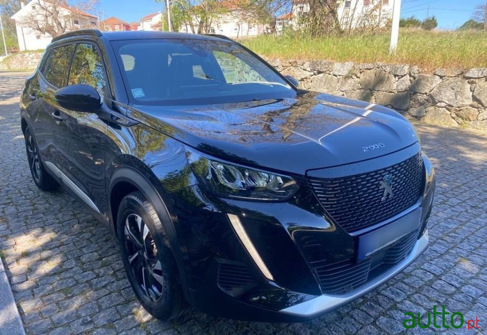 2020' Peugeot e-2008 photo #3