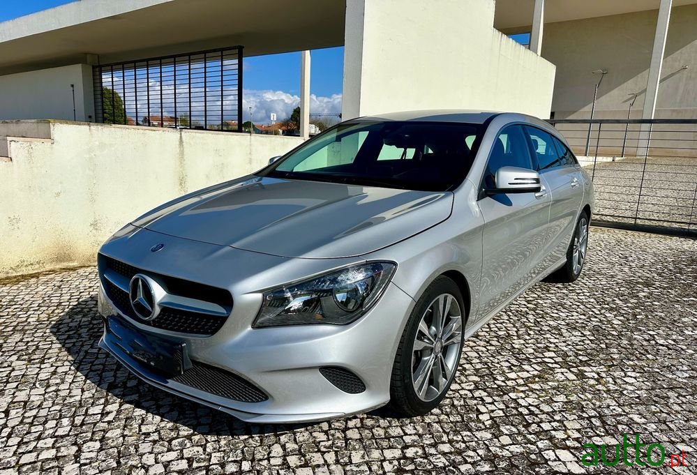 2017' Mercedes-Benz Classe Cla photo #1