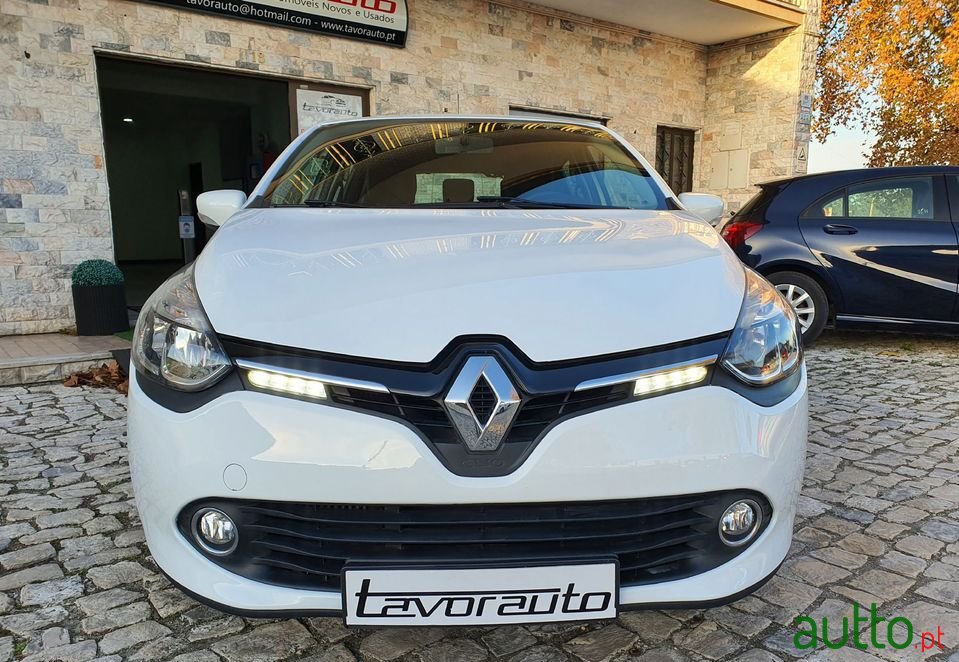 2016' Renault Clio photo #3