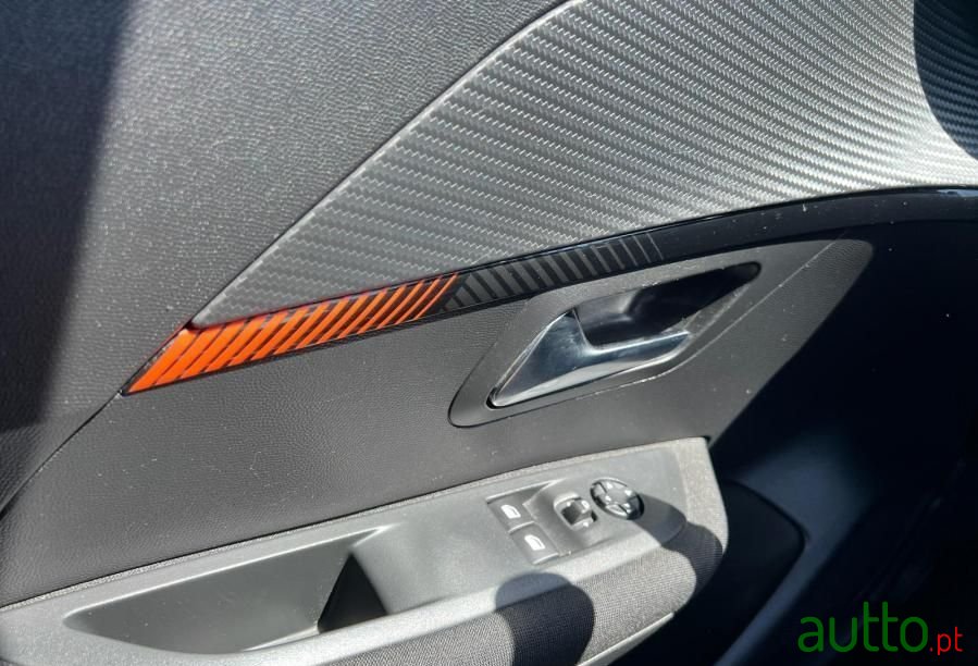 2020' Peugeot 208 photo #5