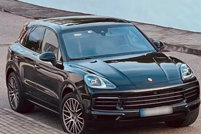 2022' Porsche Cayenne