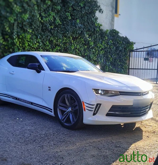 2016' Chevrolet Camaro photo #2