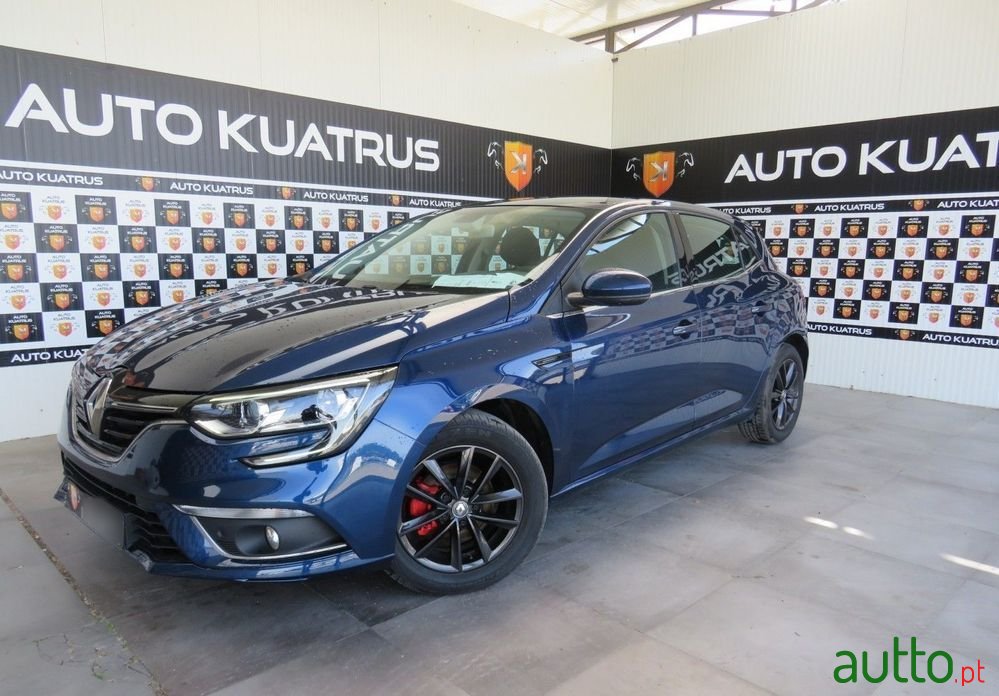 2019' Renault Megane photo #3