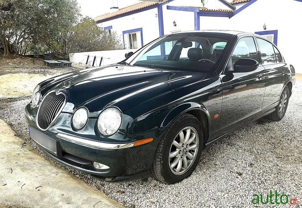 2003' Jaguar S-Type 2.5 V6 Executive photo #1