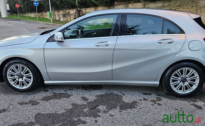 2015' Mercedes-Benz Classe A photo #5