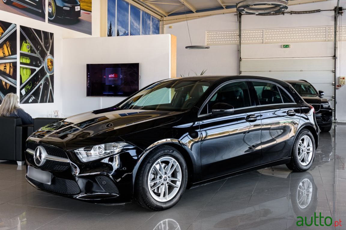 2020' Mercedes-Benz A-160 photo #1