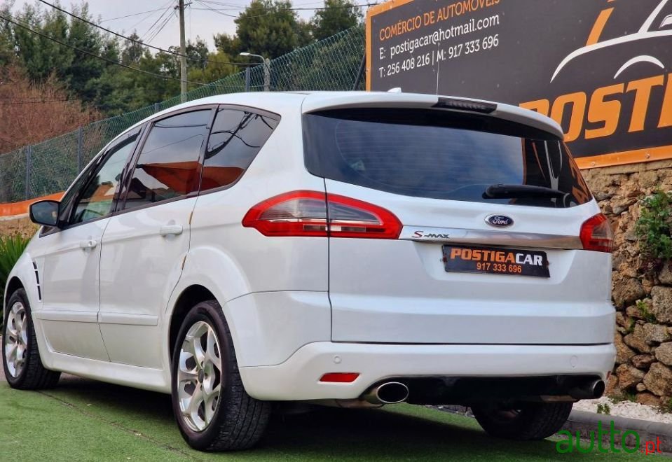 2010' Ford S-Max photo #3