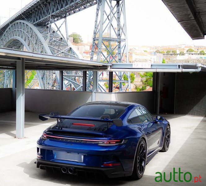 2023' Porsche 911 photo #3