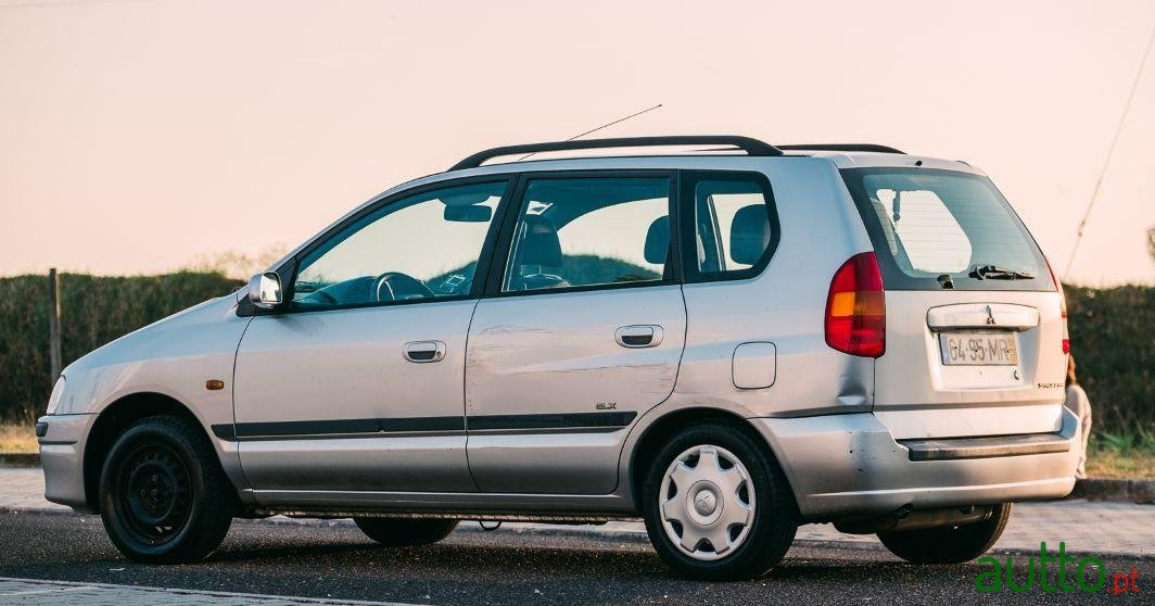 1999' Mitsubishi Space Star photo #1