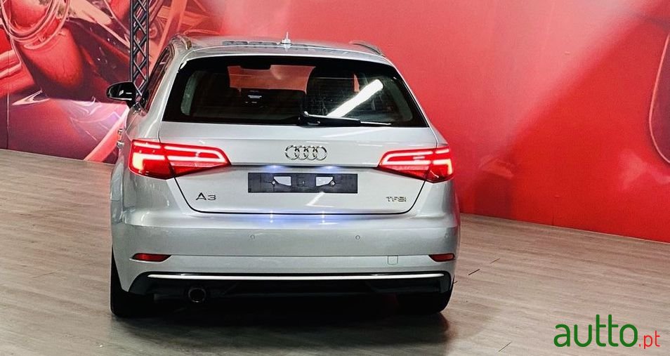 2017' Audi A3 Sportback photo #4