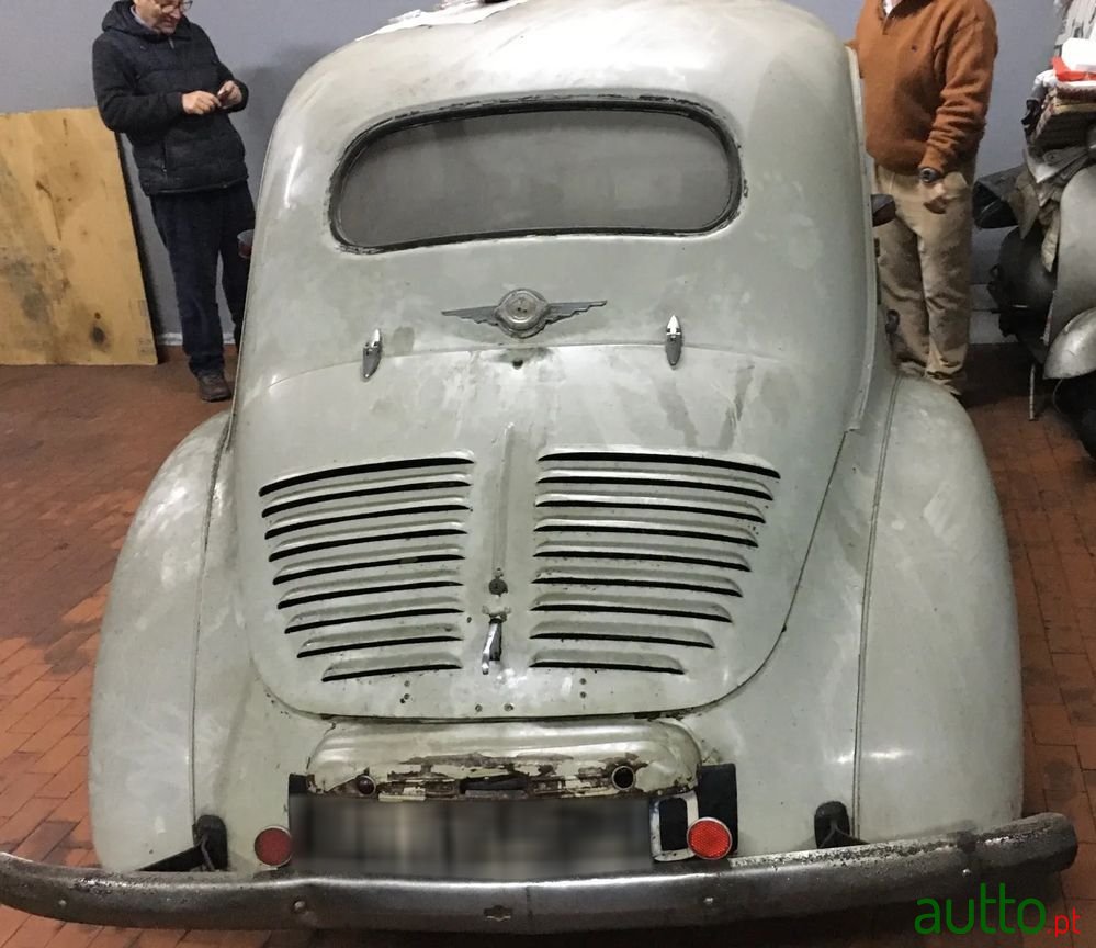 1949' Renault 4 photo #2