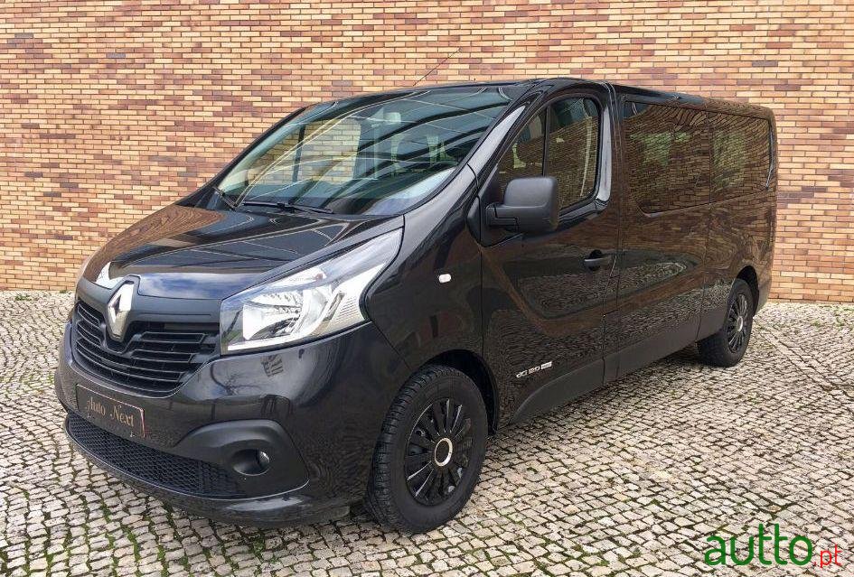 2015' Renault Trafic photo #2