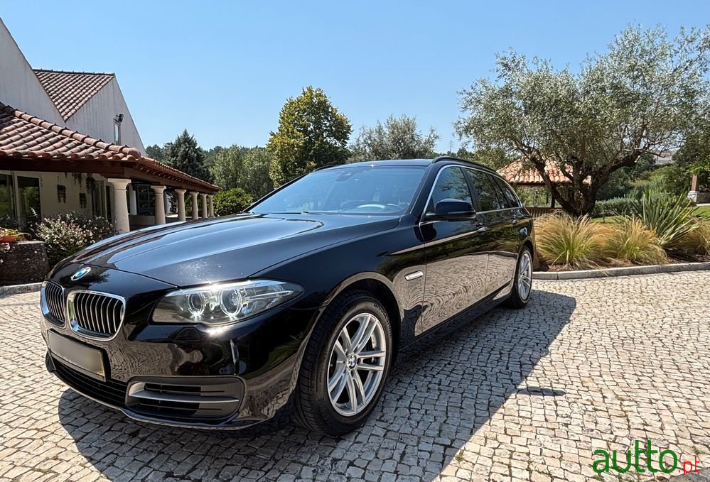 2017' BMW Série 5 photo #1