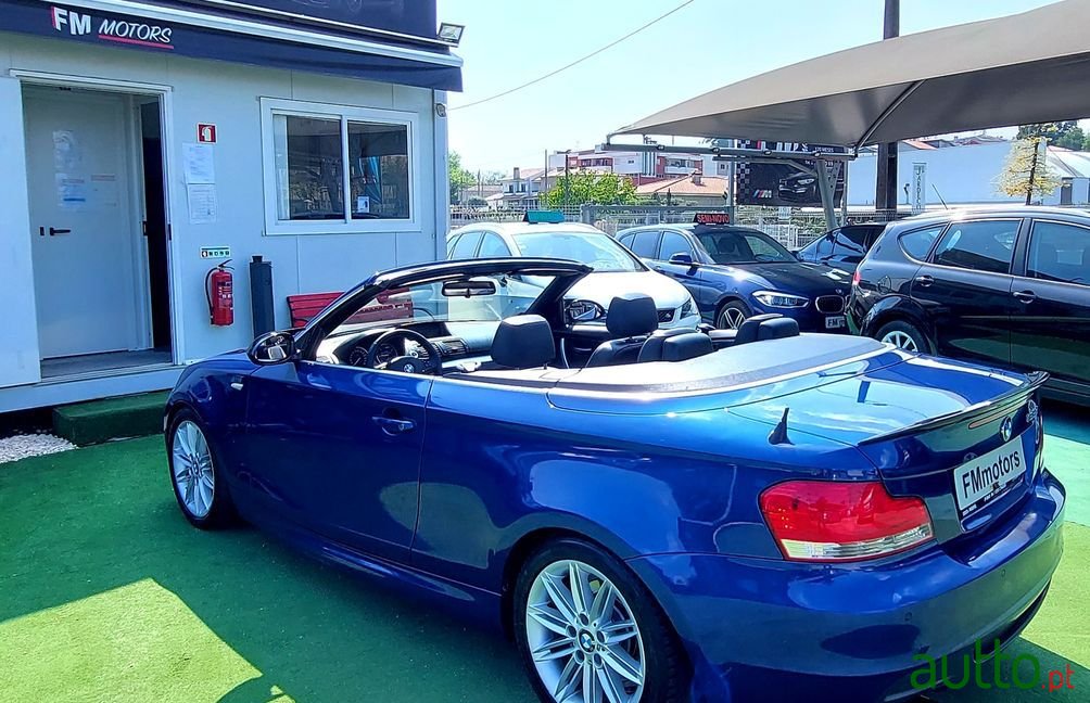 2009' BMW 123 photo #3