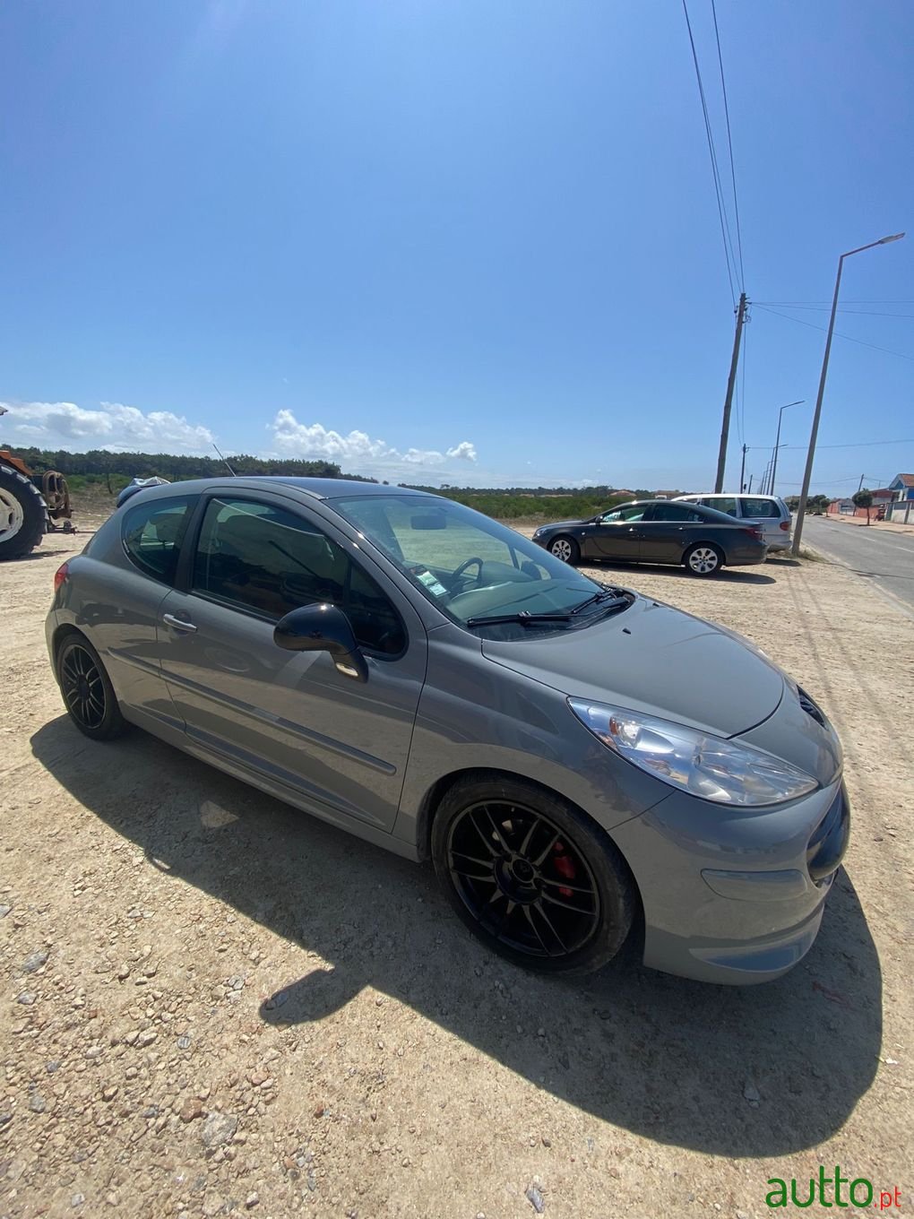 2007' Peugeot 207 photo #2