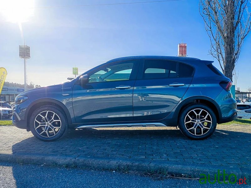 2022' Fiat Tipo Cross photo #3