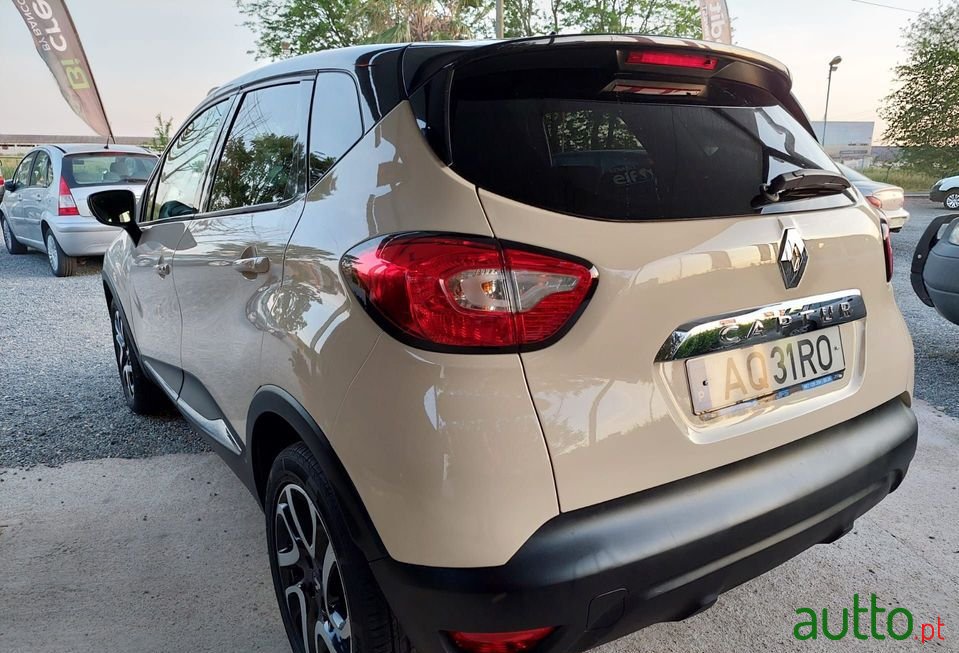 2016' Renault Captur photo #4