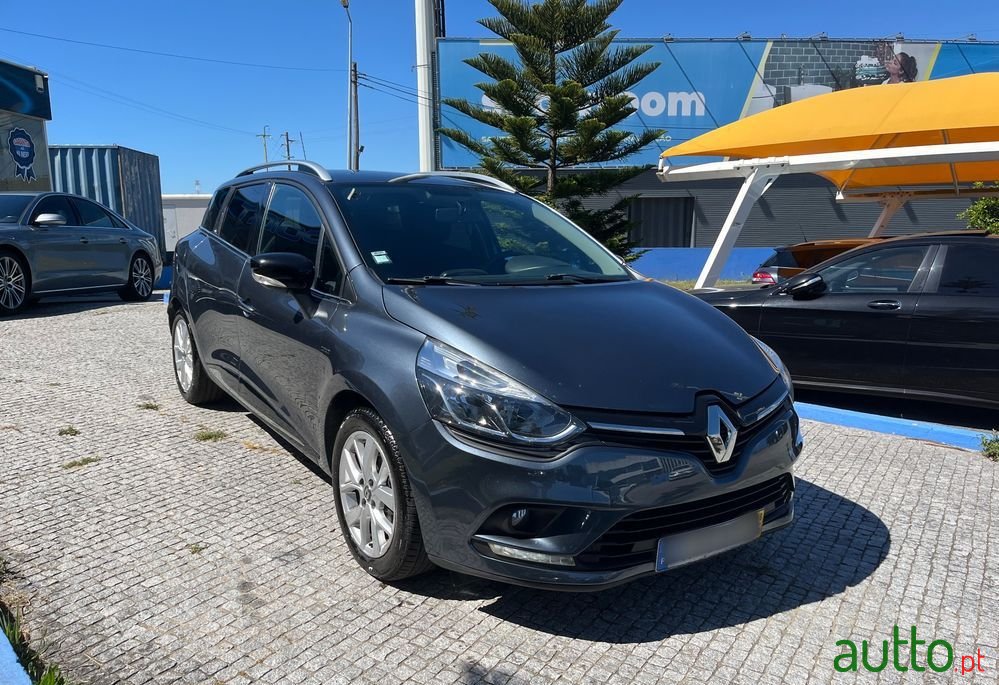 2018' Renault Clio Sport Tourer photo #4