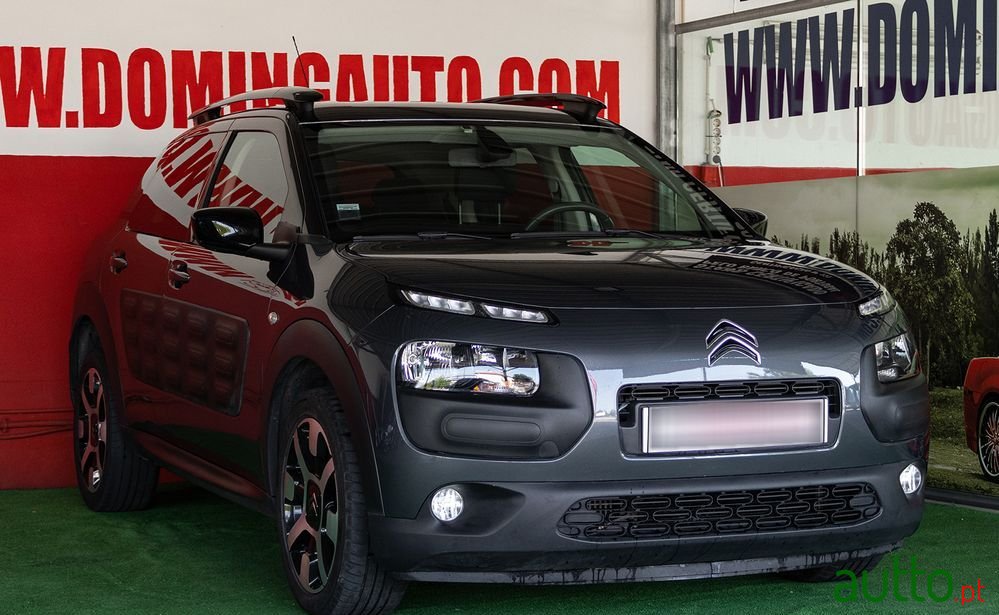 2016' Citroen C4 Cactus photo #1
