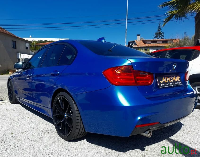 2014' BMW 318 photo #3