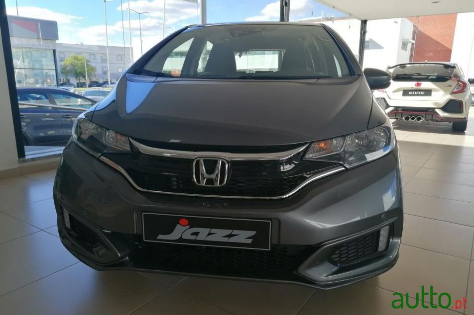 2020' Honda Jazz photo #1