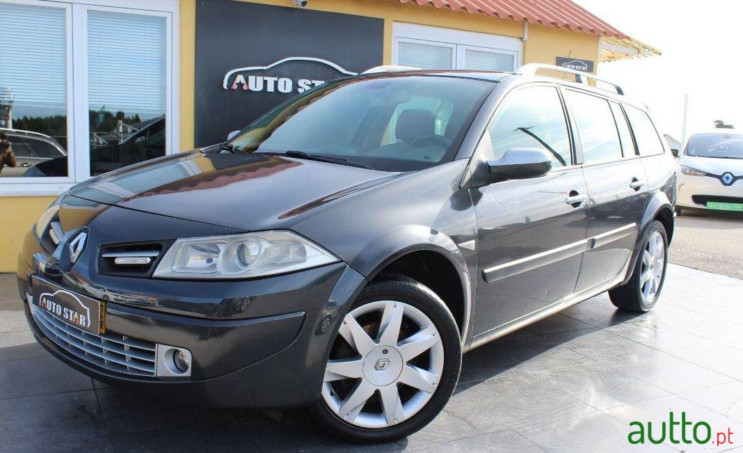 2007' Renault Megane Break photo #2