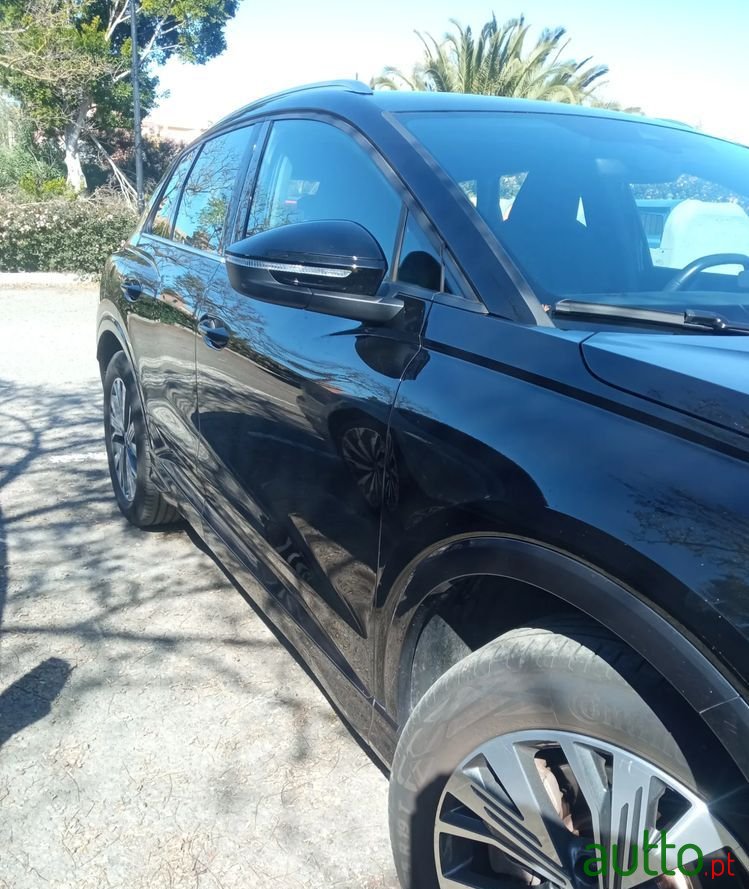 2021' Audi Q4 e-tron 40 photo #5