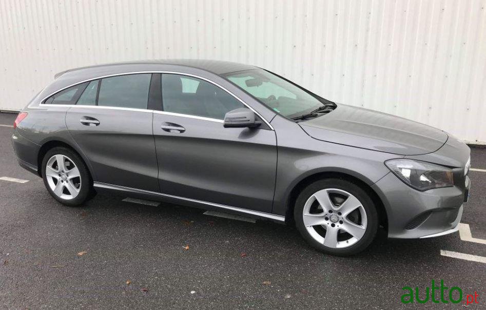 2016' Mercedes-Benz Cla-180 D photo #3