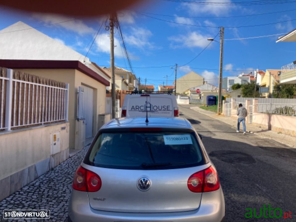 2006' Volkswagen Golf photo #4