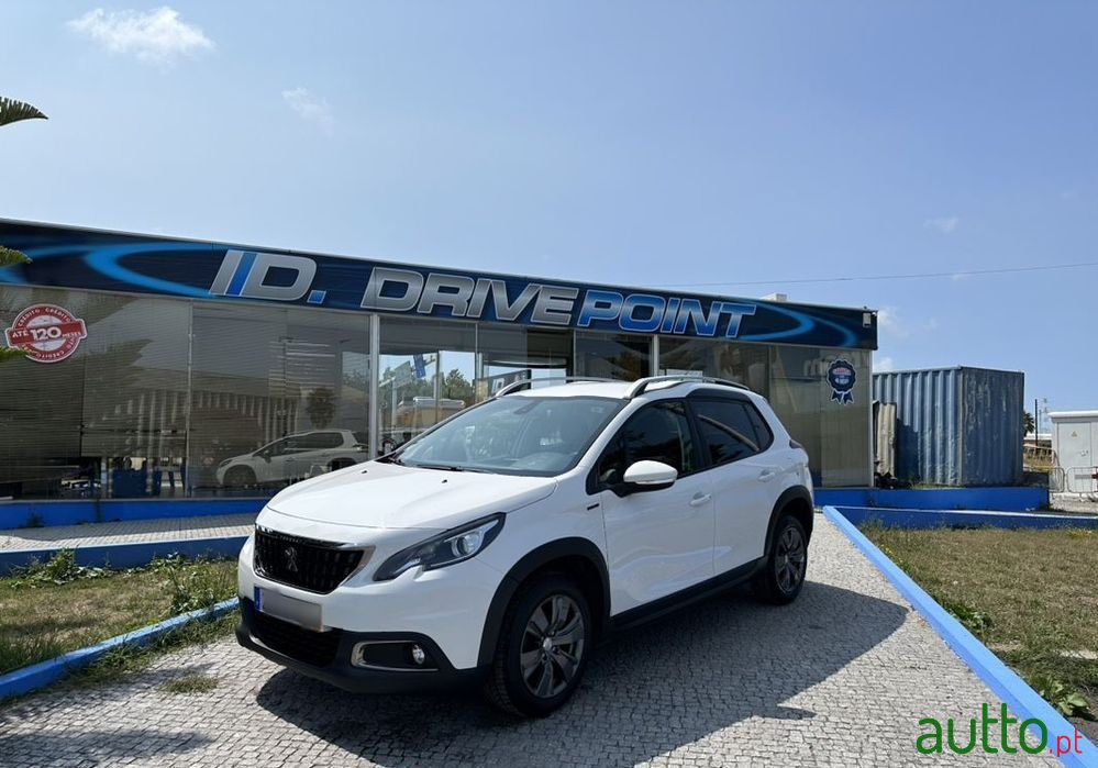 2019' Peugeot 2008 photo #1