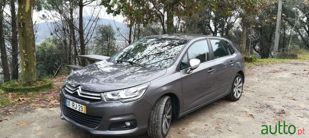 2015' Citroen C4 photo #2