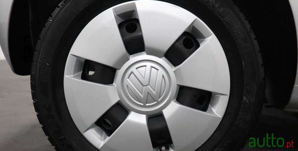 2016' Volkswagen Up! 1.0 Take photo #5