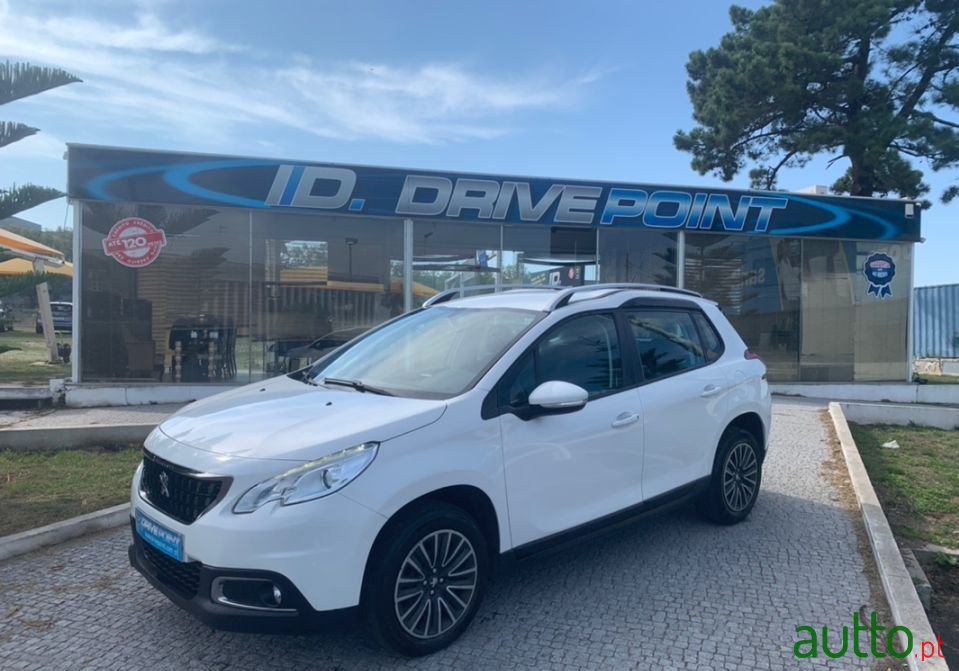 2016' Peugeot 2008 photo #1