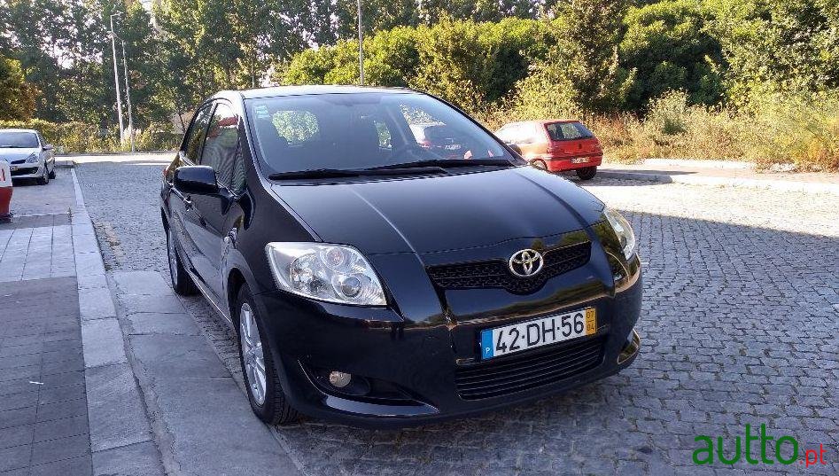 2007' Toyota Auris Sol photo #1