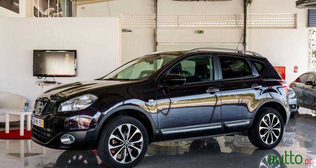 2011' Nissan Qashqai photo #1