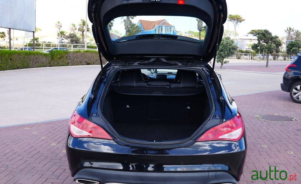 2017' Mercedes-Benz Classe Cla photo #5