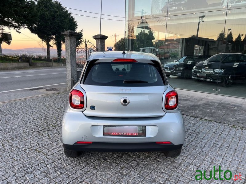 2021' Smart Forfour Eq Pulse photo #4