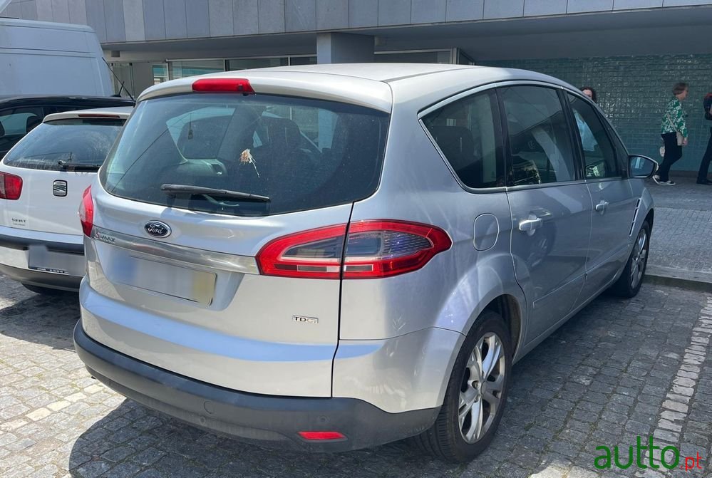 2010' Ford S-Max 2.0 Tdci Titanium 7L photo #3