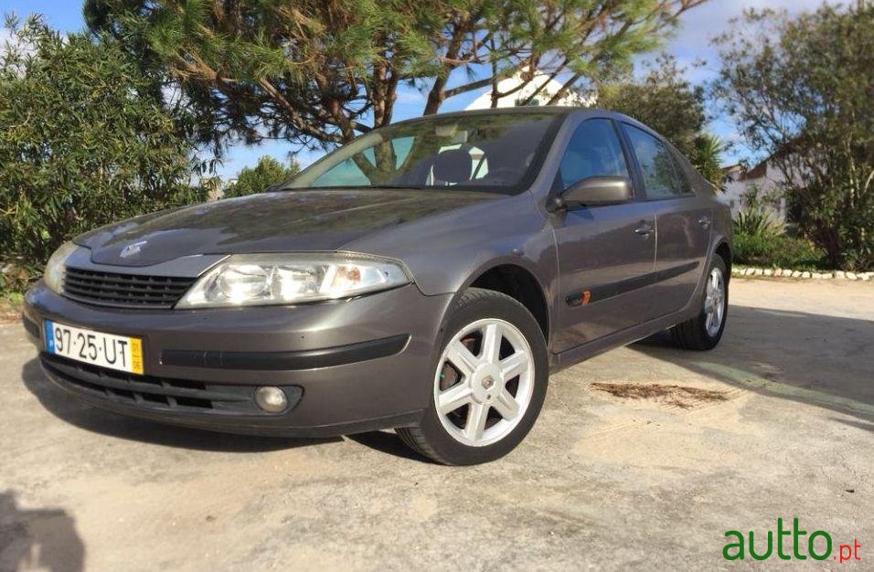 2001' Renault Laguna photo #1