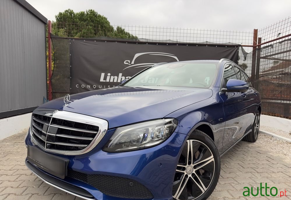 2020' Mercedes-Benz Classe C photo #1