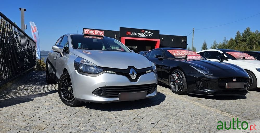 2016' Renault Clio photo #1